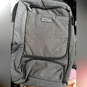 Kenneth Cole  BEAND NEW LAPTOP BACKPACK